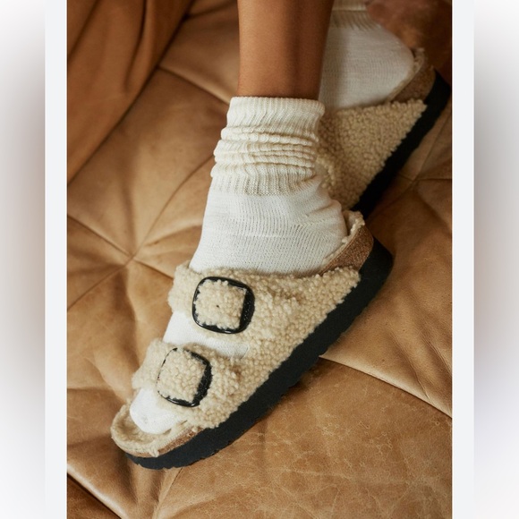 Papillio by Birkenstock Arizona Big Buckle shearling platform Teddy Sandals - Picture 2 of 15